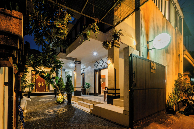 Exterior & Views 1, Puri Kasih Home Stay, Denpasar