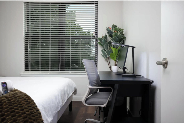 Room 3, Labor by Stylish Stays, Bexar