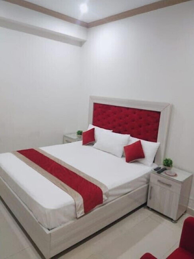 Others 2, Hotel Dream Palace, Lahore