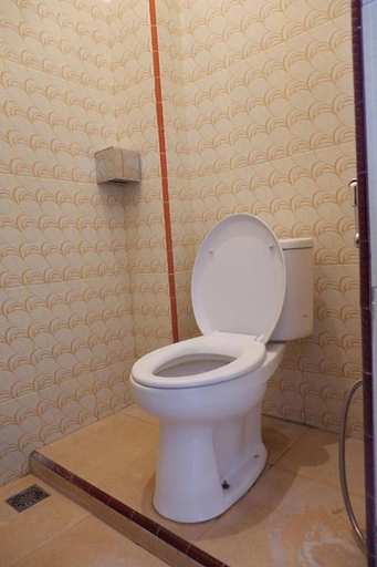 Bathroom 4, Hotel Manggasa Makale, Tana Toraja