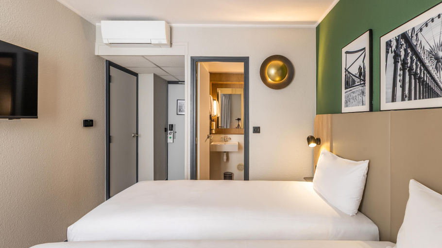 Bedroom 2, Campanile PRIME - Paris Levallois-Perret, Hauts-de-Seine