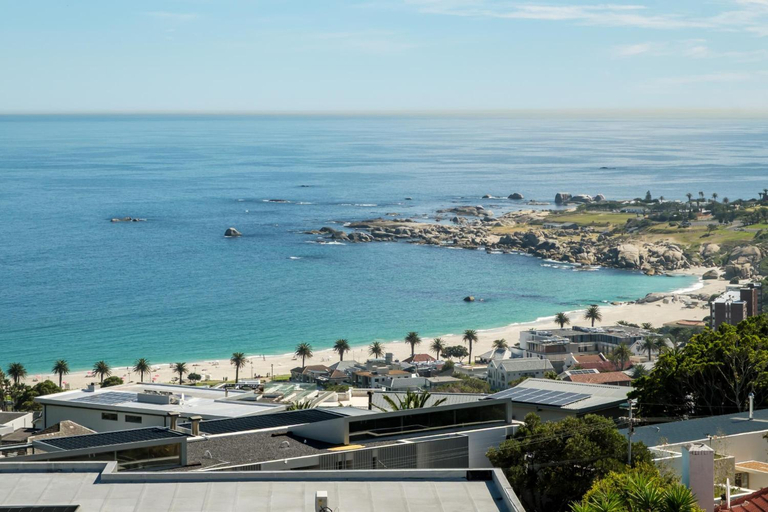 View 2, Ocean View 2 bed Apt in Camps Bay Skyline Heights, City of Cape Town