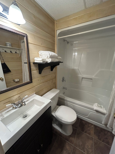 Bathroom 3, Drifters Motel and Restaurant, Thunder Bay