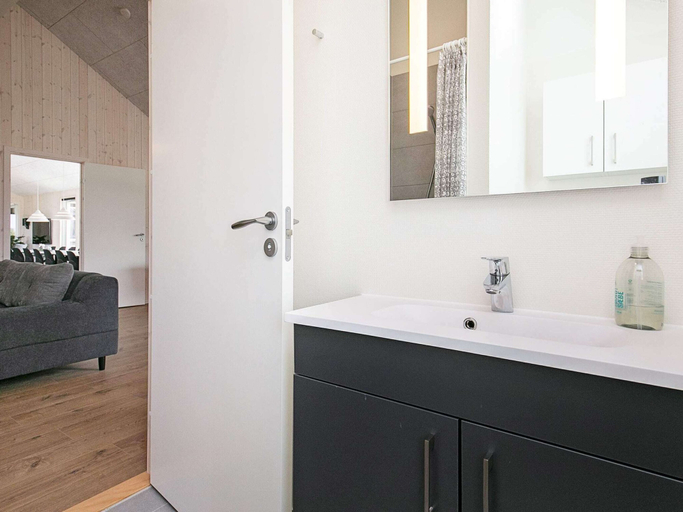 Bathroom 3, 5 Star Holiday Home in Vaeggerlose, Guldborgsund