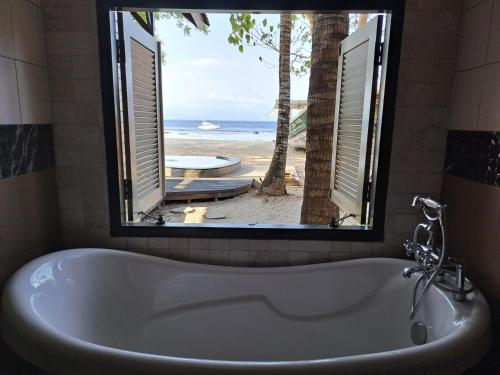 Others 3, Beach House Penida, Klungkung