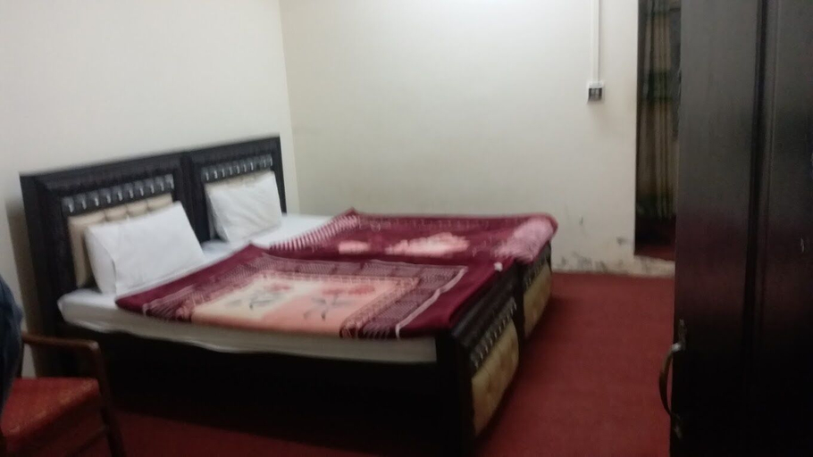 Others 3, Hotel Taj Mahal, Hazara
