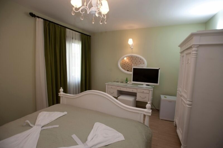 Bedroom 4, Riva's Club, Çekmekoy