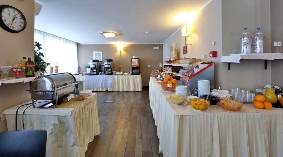 Food & Drinks 5, Regal Hotel & Residence, Brescia
