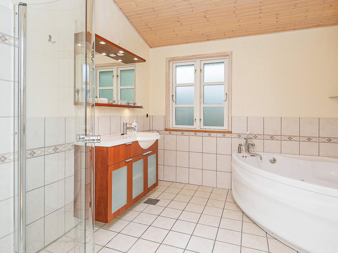 Bathroom 3, 5 Star Holiday Home in Rodby, Lolland