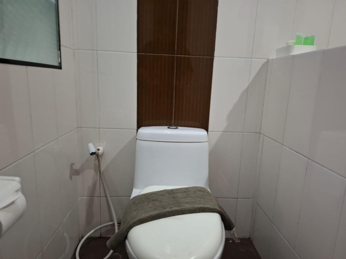 Bathroom 3, Bromo Permai 1, Probolinggo