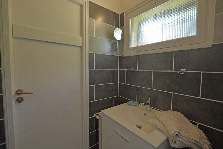 Bathroom 5, Mediterranean Garden Retreat, Gard