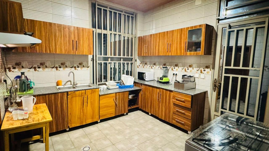 Others 5, Montana Stay B&B, Musanze