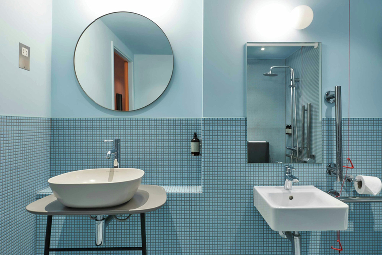 Bathroom 5, Bermonds Locke, Tower Bridge, London
