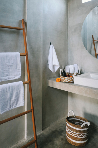 Bathroom 4, Salty Prana Retreat Center, Badung