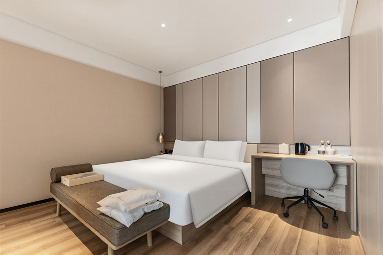 Bedroom 2, Atour Hotel Wuxi Sanyang Square, Wuxi