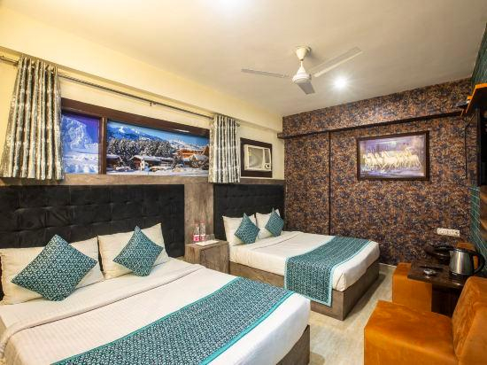 3, Hotel Emerald Suites At Airport , Delhi