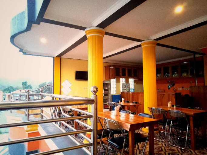 Food & Drinks 5, Fifawind Hotel, Manggarai Barat