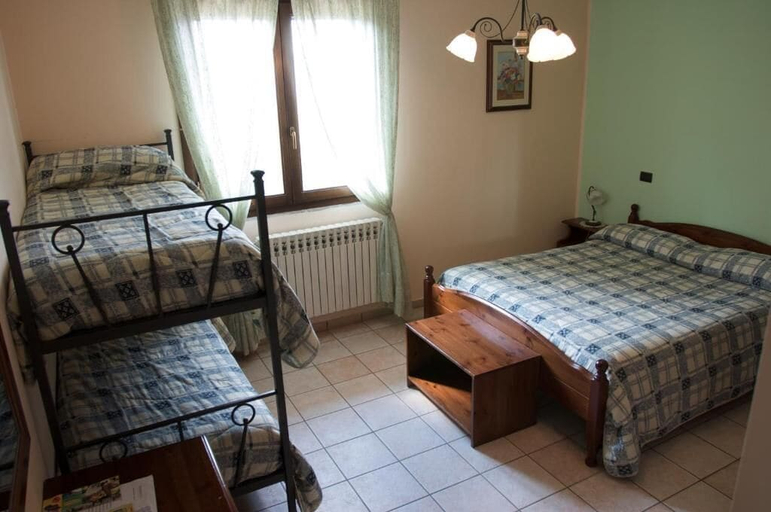 Room 5, Agriturismo Salella, Salerno