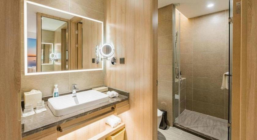 Bathroom 3, Atour Hotel Wuxi Sanyang Square, Wuxi