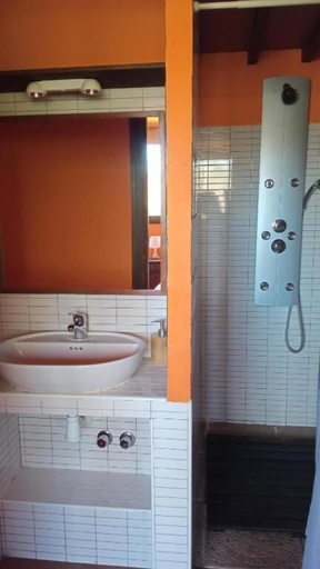 Bathroom 3, Hotel Pasteral, Girona