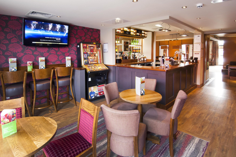 Food & Drinks 5, Premier Inn Stratford-Upon-Avon Waterways, Warwickshire