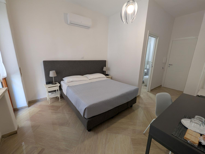 Bedroom 3, Napoli City Inn, Napoli
