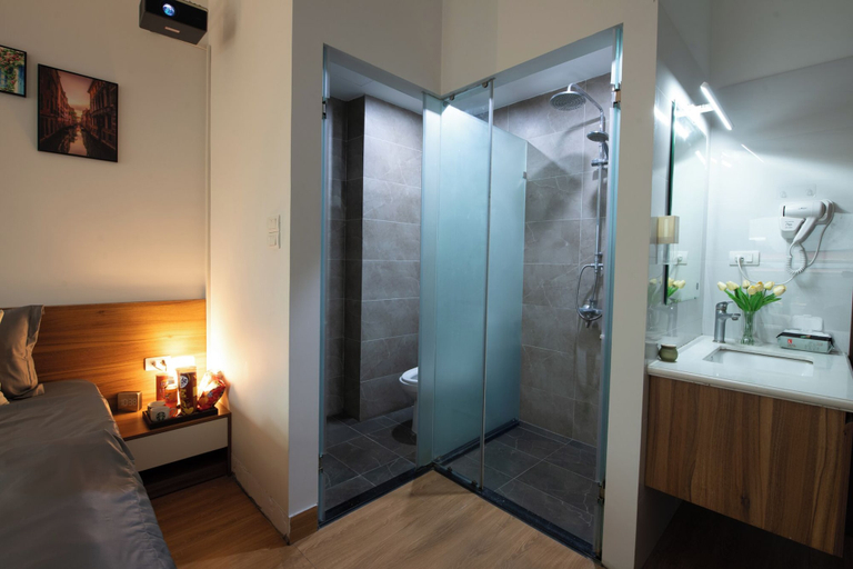 Bathroom, The West Lake Serenity'N Homestay Ha Noi, Ba Đình