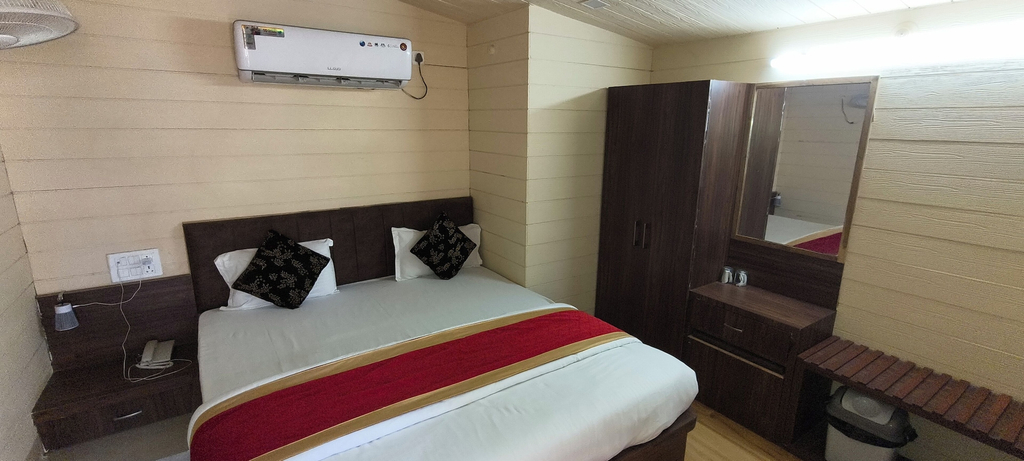 Others 5, HOTEL ROYAL PALACE, Chittaurgarh
