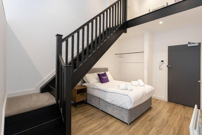Others 5, Modern and Spacious Duplex in Manchester City Centre, Manchester