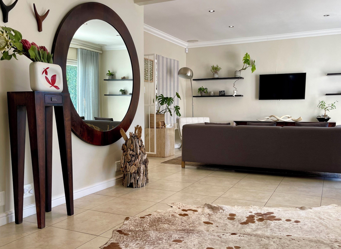 Others 5, Hout Bay Gem 61 Milner, City of Cape Town