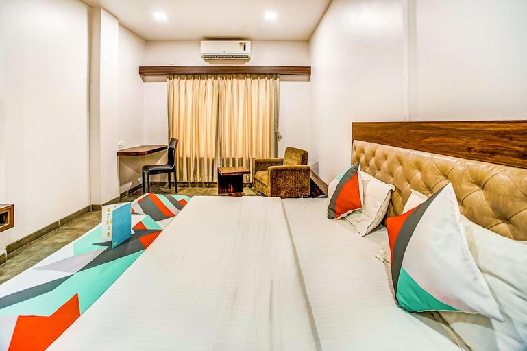Bedroom 2, Fabhotel Global Inn I, Aurangabad