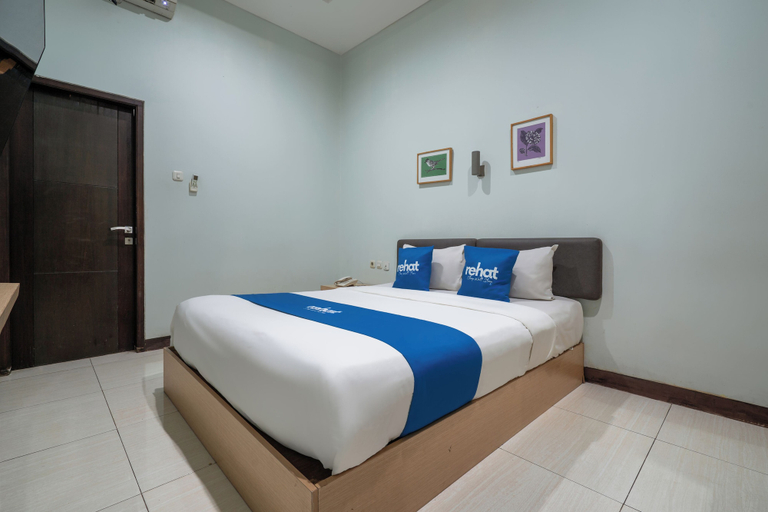 Room 4, Rehat at Sentra Inn Bandung, Bandung