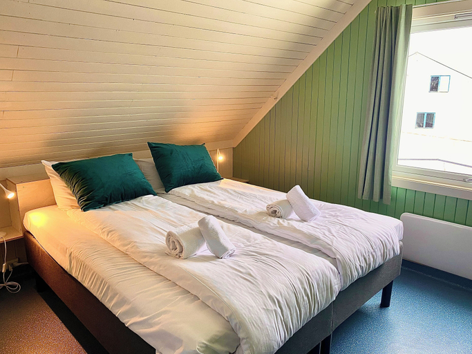 Bedroom 2, Nøtnes Midnattsol Guesthouse Skrova, Vågan