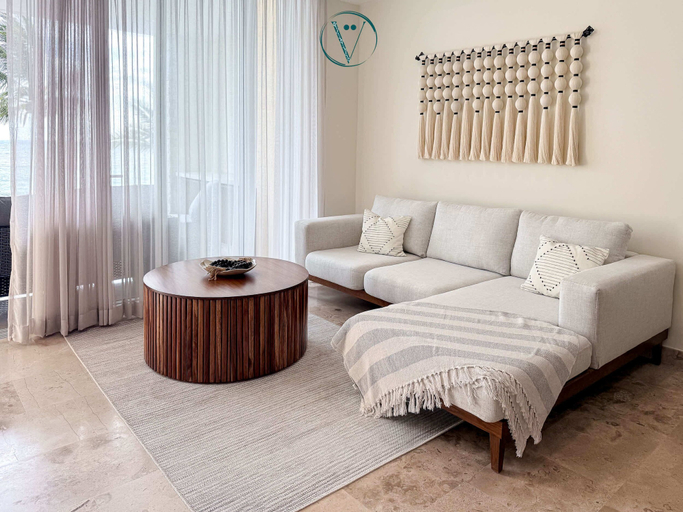 Living area 3, Luxury by the sea Unmatched Comfort, Compostela