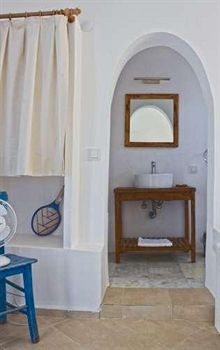 Others 4, Biyikli Pansiyon, Ayvalık
