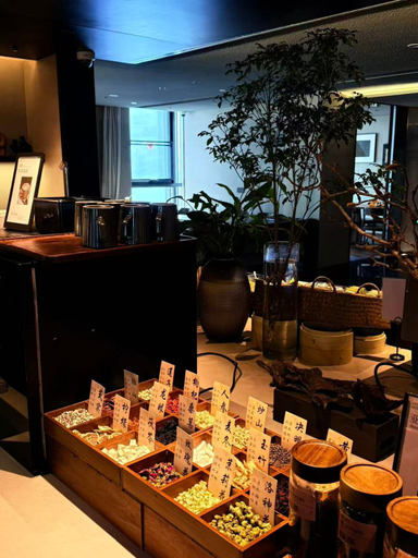 Food & Drinks 4, Atour S Hotel Shanghai Changning Tianshan Road, Shanghai