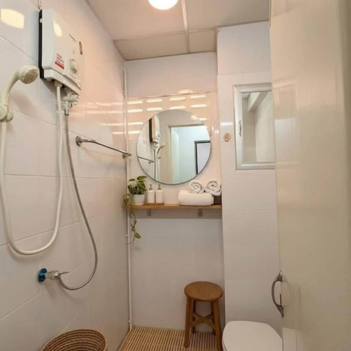 Bathroom, Saan Stay, Mueang Krabi