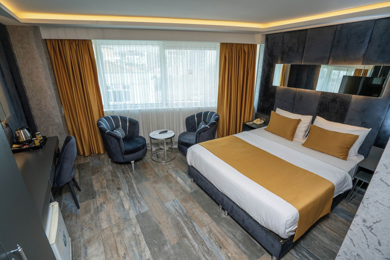 Bedroom 4, 216 Silver Suite, Gebze