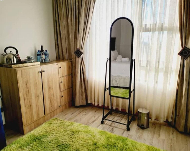 4, Ayjalon Home, Quiet Comfort Rural Set, Alfred Nzo