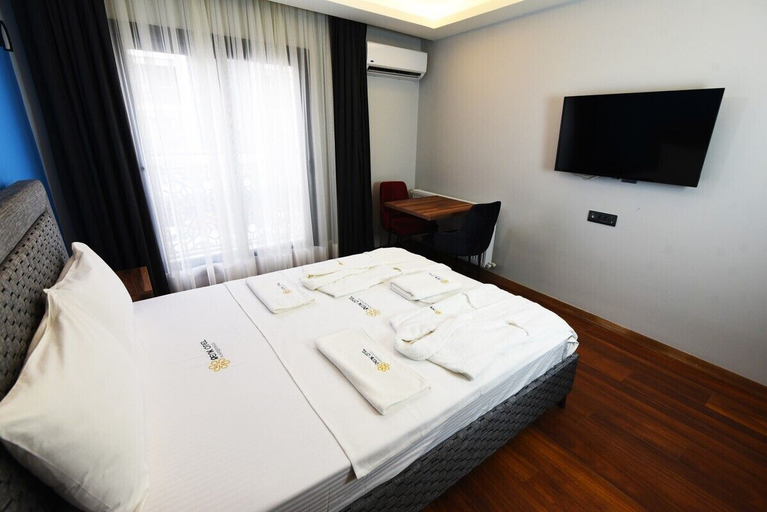 Others 5, Renk Otel Karşıyaka, Karşıyaka