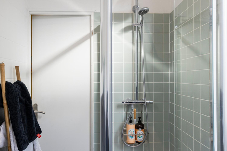 Bathroom 4, Chambre De Charme Aux Chartrons, Gironde