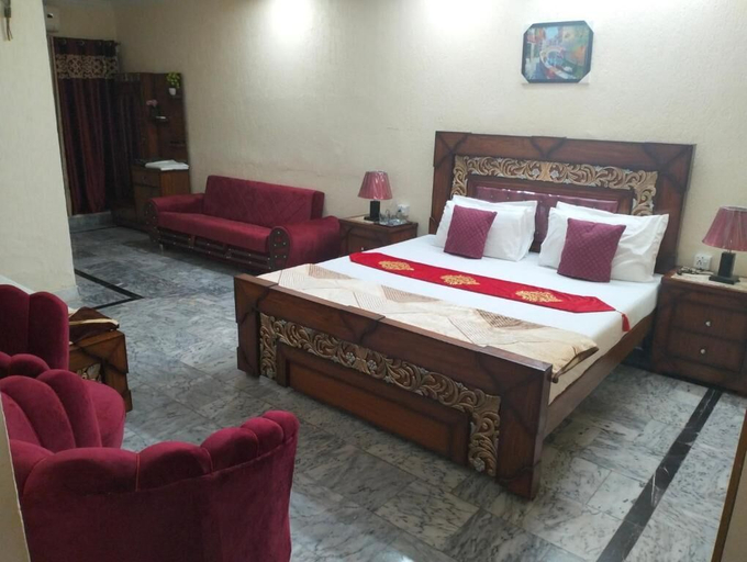 Bedroom 2, Lexus Lodge, Islamabad