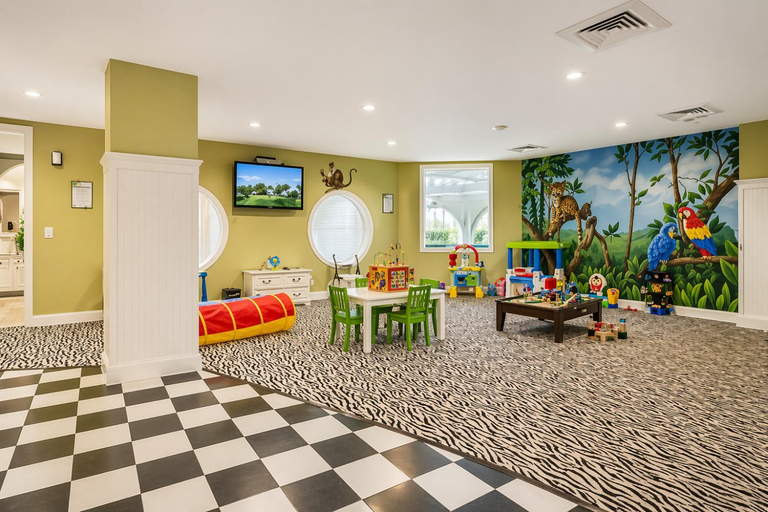 Kid’s club, Diamond Beach, Galveston