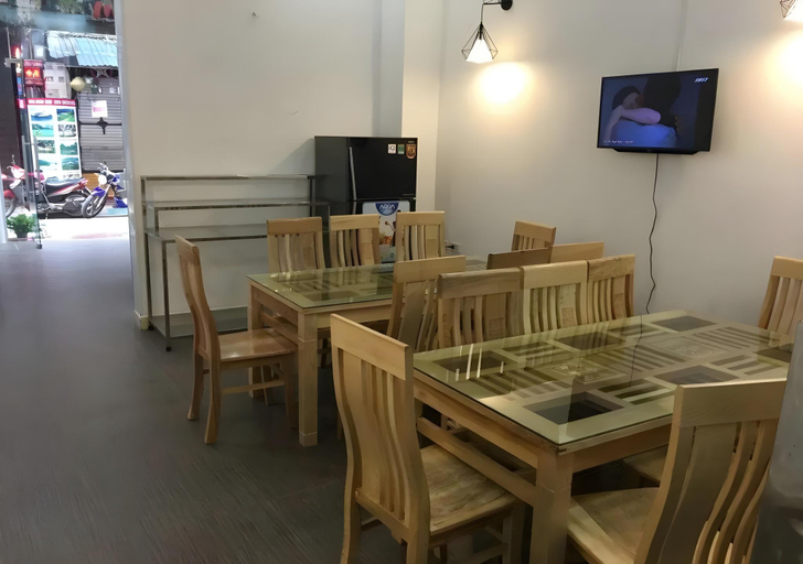 Food & Drinks 5, The Queen hotel and spa 2, Hoàn Kiếm