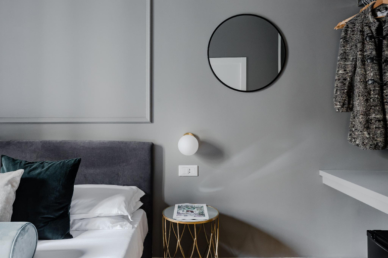 Others 5, Suites by Chloe, Rome