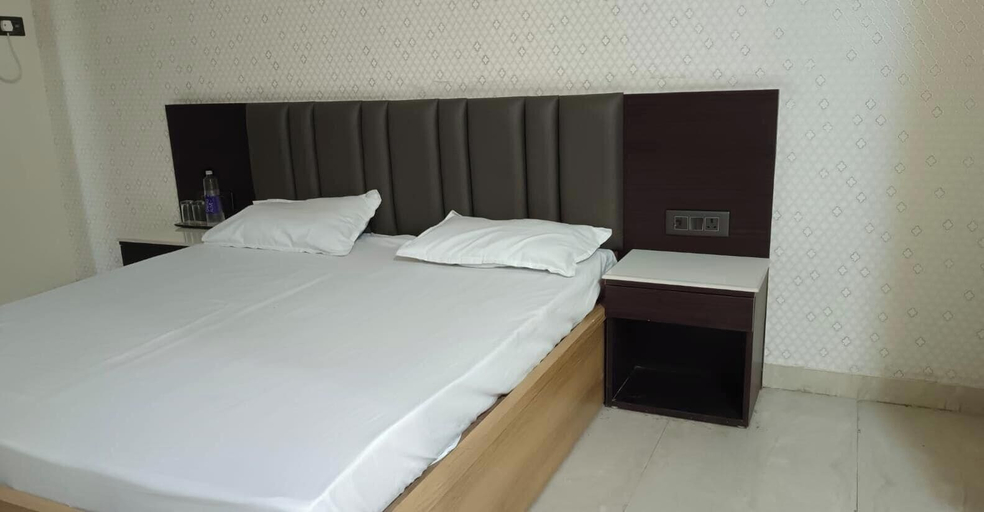 Room 5, Hotel Kalika Stay-Inn, Basti