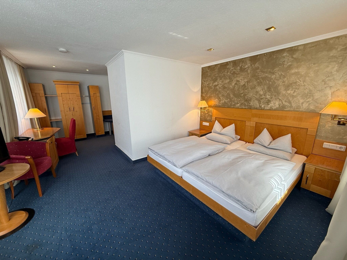 Room 2, Hotel gold Self-Check-In-Hotel Pfullendorf, Sigmaringen