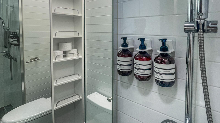 Bathroom 5, Skytop Hotel Incheon Airport, Jung