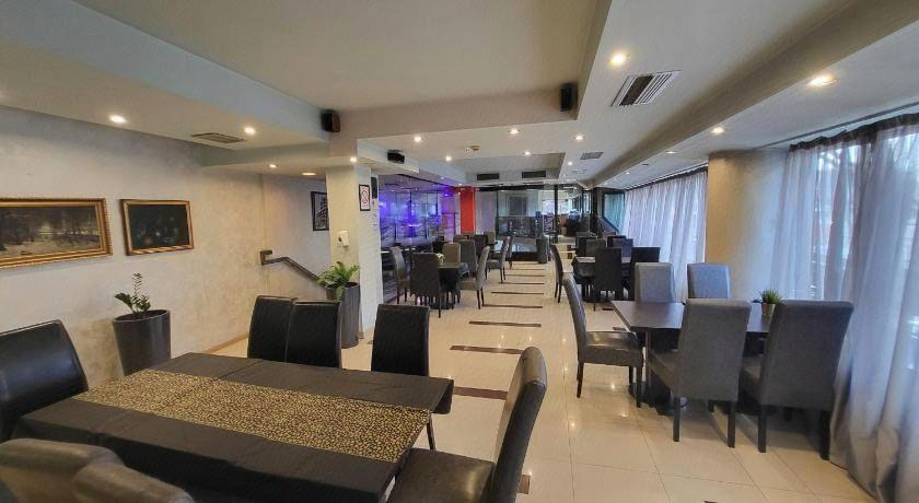 Food & Drinks 5, Design Hotel Mr. President Garni, Belgrade