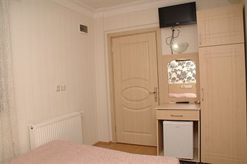 Others 5, Hotel California, Fatih